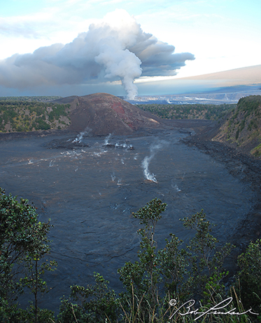 Hawaii_DawnVentsAndVolcano003